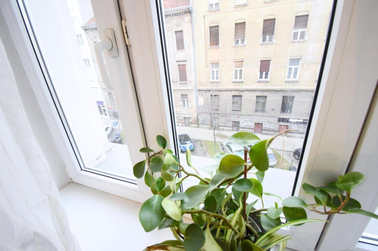 Donos Art Apartment Zagreb Exterior photo